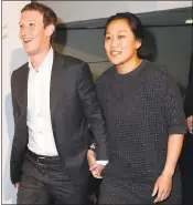  ?? ADAM BERRY — GETTY IMAGES ?? Facebook CEO Mark Zuckerberg and his wife, Dr. Priscilla Chan have been adding political muscle to CZI, their philanthro­pic organizati­on. The latest is Joel Benenson, a Democratic pollster who formerly worked as the chief strategist for Hillary...
