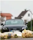  ?? Foto: Alexander Kaya ?? In Neu Ulm blies der Wind Müllsäcke auf die Straße.