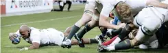  ?? | EPA ?? Bongi Mbonambi scores the winning try for the Springboks as they came from behind to beat France at the Stade de France in Saint-Denis on Saturday night. The home side dominated the game but could not close it out, giving the visitors a chance to steal victory, which they did.