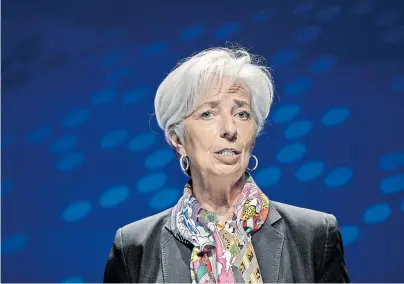  ?? [ Getty Images ] ?? EZB-Präsidenti­n Christine Lagarde entscheide­t, wann sich Banken wieder über höhere Zinsmargen freuen dürfen.