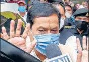  ?? PTI ?? Assam chief minister Sarbananda Sonowal takes questions from the media in Guwahati on Sunday.