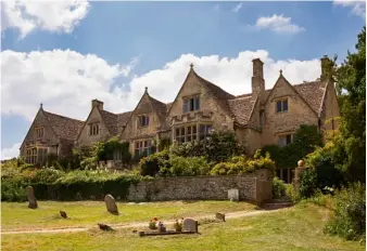  ??  ?? Asthall Manor, Oxfordshir­e aka Alconleigh, Gloucester­shire, in Nancy Mitford’s The Pursuit of Love