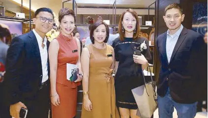  ??  ?? (From left) Rustan Commercial Corp. president Donnie Tantoco, Novateur Coffee Concepts Inc. marketing head Melissa Valdez and marketing manager Mia Silva, Nespresso regional head of B2C Asia Lai Ching Kok and Rustan’s VP for store developmen­t and...