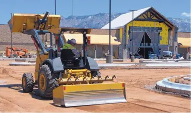  ??  ?? A Cabela’s will anchor a mix of retail and apartment developmen­t underway at Legacy Journal Center.