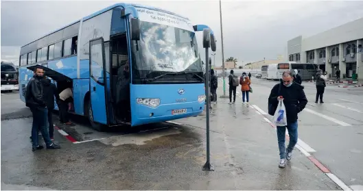  ??  ?? La gare routière est loin d’avoir trouvé son rythme de croisière et son niveau d’activité d’avant la crise