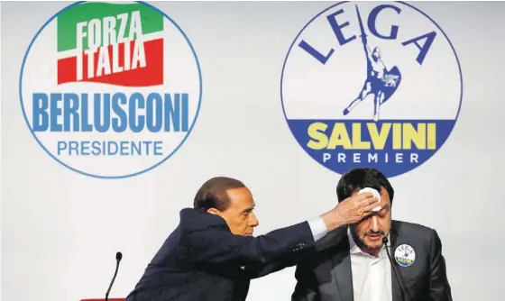  ??  ?? Silvio Berlusconi e Matteo Salvini durante a campanha. Salvini levou a Liga dos 4% obtidos em 2013 para os 17,3% no passado domingo