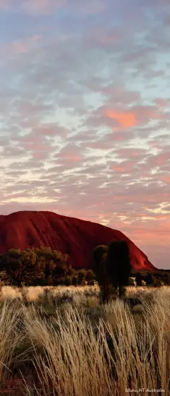  ??  ?? Uluru, NT Australia.