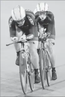  ?? Wally Skalij Los Angeles Times ?? DOTSIE BAUSCH, right, who overcame an eating disorder, will be among the favorites in team pursuit in London.