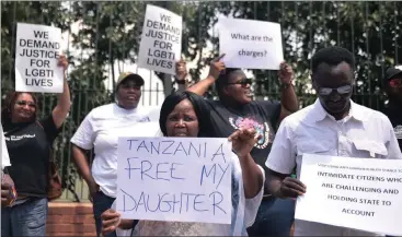  ?? Picture: Thobile Mathonsi/ANA ?? OUTRAGE: Winnie Ndashe and other protesters outside the Tanzania High Commission in Pretoria demanding the release of her daughter, Sibongile Ndashe, and 12 others who were arrested in Tanzania.