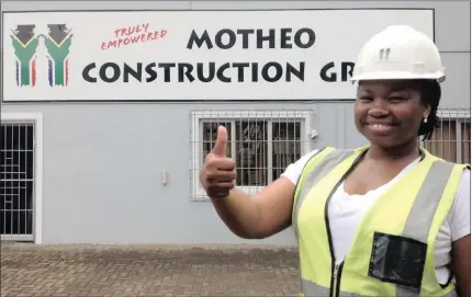  ?? PICTURE: LYSE COMINS ?? Motheo Constructi­on project manager Phumza Mlaba, who was part of the company team that won an award in the recent Human Settlement­s constructi­on awards, is breaking ground in the traditiona­lly maledomina­ted field.
