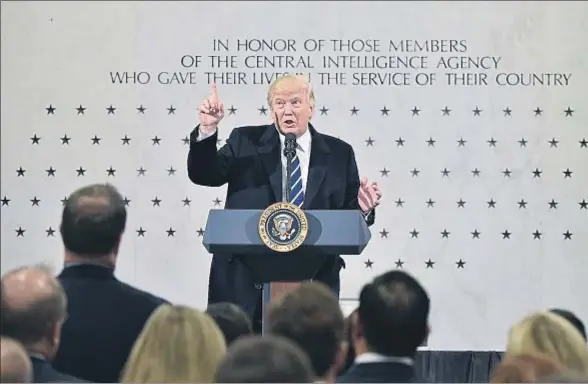  ?? MANDEL NGAN / AFP ?? Donald Trump, durante una alocución ayer en el cuartel general de la CIA en Langley (Virginia)
