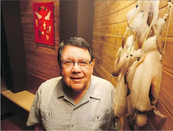  ?? JEAN LEVAC ?? Malcolm Saulis in the Iskotew Healing Lodge. Saulis, an elder and professor of social work, urges his students to approach their work from an indigenous world view.