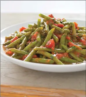  ?? (America’s Test Kitchen/Carl Tremblay) ?? Mediterran­ean Braised Green Beans