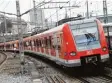  ?? Foto: dpa ?? Am Wochenende fahren auf der Stamm strecke keine S Bahnen.