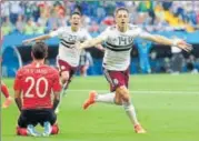  ?? AP ?? Javier Hernandez scored his 50th goal for Mexico.