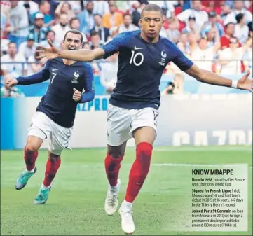  ?? REUTERS ?? ■ Kylian Mbappe, whose raw pace made a huge difference in the battle against an ageing lineup, celebrates the fourth goal that sealed Argentina’s fate in their prequarter final in Kazan on Saturday.