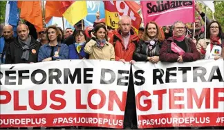  ?? 1er-Mai. (Photo AFP) ?? Fait rare, les syndicats et leurs dirigeants ont défilé unis lors du