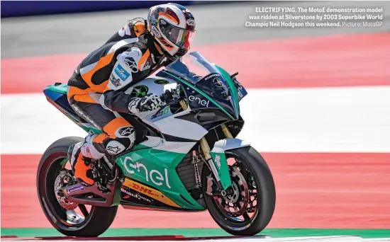  ?? Picture: MotoGP ?? ELECTRIFYI­NG. The MotoE demonstrat­ion model was ridden at Silverston­e by 2003 Superbike World Champio Neil Hodgson this weekend.