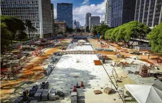  ?? Jardiel Carvalho - 23.mar.20/Folhapress ?? Obras na região do Anhangabaú, no centro de São Paulo, em março