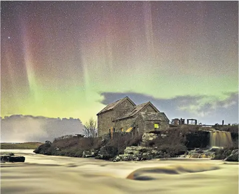  ??  ?? Ollie Taylor’s image of the northern lights at Caithness prompted an angry response from Ian Blackford, for which he has apologised