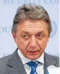  ??  ?? Talk time: Ukraine’s ambassador to the UN, Yuriy Sergeyev.