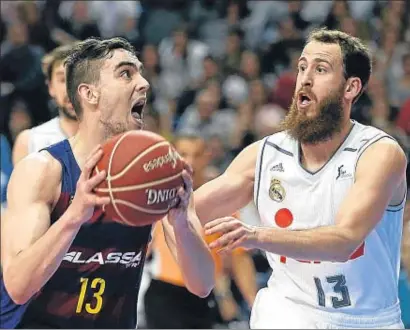  ?? CHEMA MOYA / EFE ?? Satoransky, el base checo del Barça Lassa, en uno de los duelos ante el Real Madrid