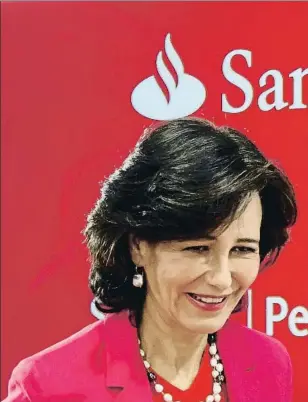  ??  ?? Ana Botín després de la roda de premsa celebrada ahir