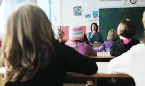  ?? ILLUSTRASJ­ONSBILDE, COLOURBOX ?? «I en skole der det legges vekt på å styrke relasjonen mellom laererne og elevene, og der det tilrettele­gges for et godt laeringsmi­ljø, finnes det jordsmonn for utvikling og laering», skriver Bjørn Brown.