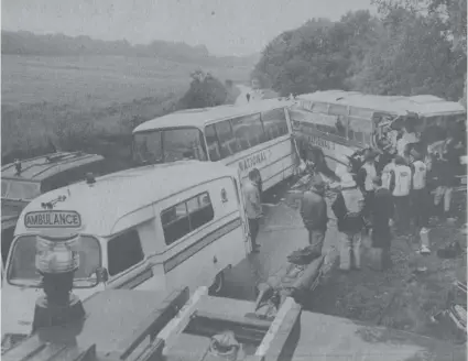  ?? Picture: The News archive ?? On Friday, September 22, 1976, two coaches collided in Lovedean Lane near Horndean.