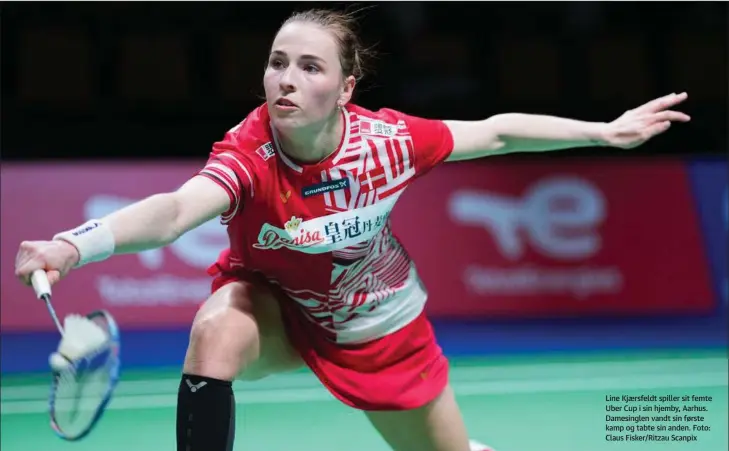  ?? ?? Line Kjaersfeld­t spiller sit femte Uber Cup i sin hjemby, Aarhus. Damesingle­n vandt sin første kamp og tabte sin anden. Foto: Claus Fisker/Ritzau Scanpix