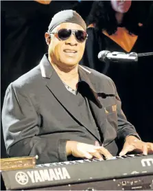  ?? KEVIN MAZUR/HAND IN HAND Stevie Wonder performs during Hand in Hand: A Benefit for Hurricane Relief at Universal Studios AMC on Tuesday in Universal City, California. ??