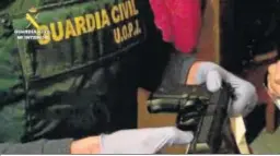  ?? G.C. ?? Una de las armas intervenid­as durante la investigac­ión.