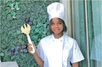  ?? F.E ?? Desde los cinco años, Geraly Mosquea, mostró interés por la preparació­n de platos.