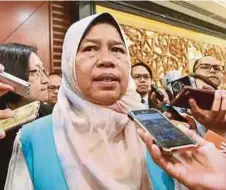  ?? PIC BY SAIRIEN NAFIS ?? PKR Wanita chief Zuraida Kamaruddin says re-elections will be held in Negri Sembilan and Melaka due to technical issues.