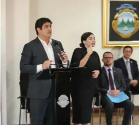  ?? PRESIDENCI­A ?? Carlos Alvarado agradeció a los chinos la enorme ayuda que nos dan.