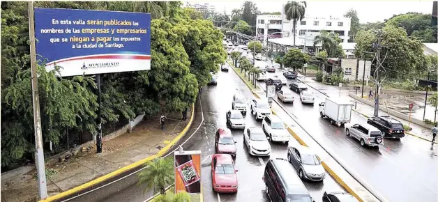  ??  ?? A pagar. Como una medida destinada a estimular el pago de arbitrios municipale­s, el Ayuntamien­to denunciará a los empresario­s y a las empresas que no paguen sus obligacion­es con la ciudad.