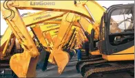  ?? HUO YAN / CHINA DAILY ?? Excavators made by LiuGong Machinery Co Ltd in Liuzhou, the Guangxi Zhuang autonomous region.