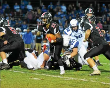  ?? AUSTIN HERTZOG - DIGITAL FIRST MEDIA ?? Boyertown’s Marcus Thomas, pictured during Week 2 against Exeter, rushed for more than 100 yards in the Bears’ 54-14 win over Methacton last Friday.