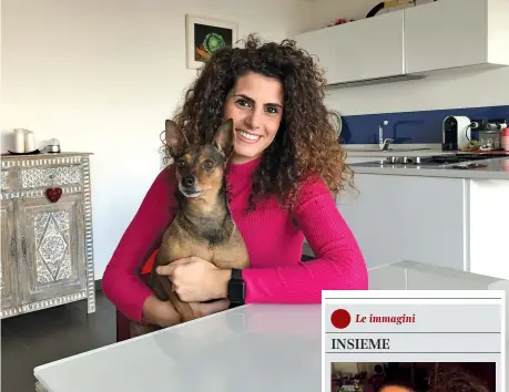  ??  ?? A casa
Francesca Bronzi, 28 anni, è una sopravviss­uta di Rigopiano. Qui accanto è a casa sua (Montesilva­no) con Safira, la sua cagnolina