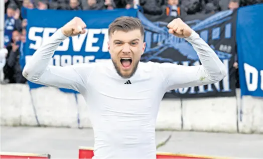  ?? ?? STEFAN RISTOVSKI najviše utakmica odigrao je za Dinamo (101), za Rijeku 86, Sporting 82... A za plave bit će ih još jer je produljio ugovor s Dinamom