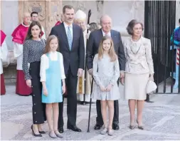  ?? Foto: EFE ?? Versammelt­e Familie am Ostersonnt­ag in Palma.