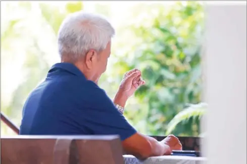  ?? HENG CHIVOAN ?? Ith Sarin, who asked that his face not be shown, at his home in Siem Reap.