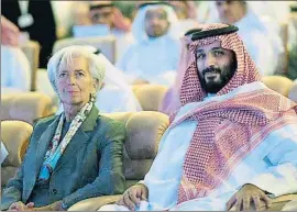  ?? FAYEZ NURELDINE / AFP ?? Mohamed bin Salman con la jefa del FMI, Christine Lagarde, en Riad