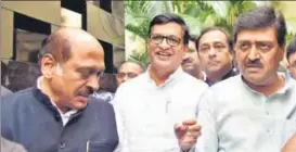  ?? SATISH BATE/HT ?? Congress leaders Ashok Chavan, Balasaheb Thorat and Manikrao Thakre come out of a hotel in Mumbai after meeting Shiv Sena chief Uddhav Thackeray on Wednesday.