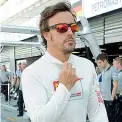  ??  ?? Alternativ­a Fernando Alonso, 33 anni, e, a destra, Sebastian Vettel, 27. Se davvero lo spagnolo dovesse lasciare la Ferrari, il tedesco della Red Bull sarebbe l’alternativ­a (Ansa)