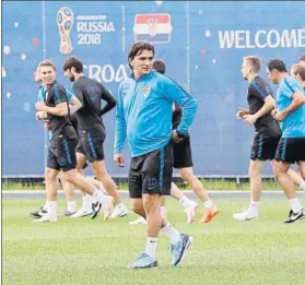  ?? FOTO: EFE ?? El selecciona­dor croata Zlatko Dalic, durante un reciente entrenamie­nto en Rusia