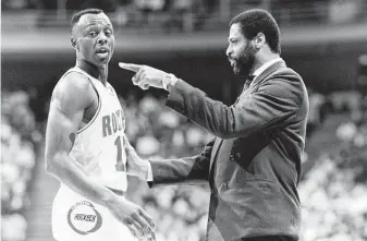  ?? John Makely / Staff file photo ?? Don Chaney, right, stressing a point with Mitchell Wiggins in 1990, was the first black head coach in Houston Rockets history. Chaney starred at UH before a successful NBA career.
