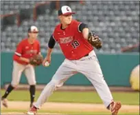  ?? STAN HUDY - SHUDY@DIGITALFIR­STMEDIA.COM ?? Baldwinsvi­lle sophomore pitcher Jason Savacool was masterful against Columbia Saturday nighta against Baldwinsvi­lle in the NYSPHSAA Class AA Regional at Joe Bruno Stadium.