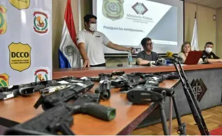  ?? AFP/VNA Photo ?? Paraguayan anti-drug prosecutor Marcelo Pecci (third right) is seen here in Asuncion in November 2021; he had specialise­d in organised crime, drug traffickin­g, money laundering and the financing of terrorism.