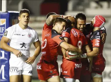  ?? (Photo Luc Boutria) ?? Le RCT a retrouvé le bon rythme pour crucifier des Toulousain­s un peu tendres hier soir.